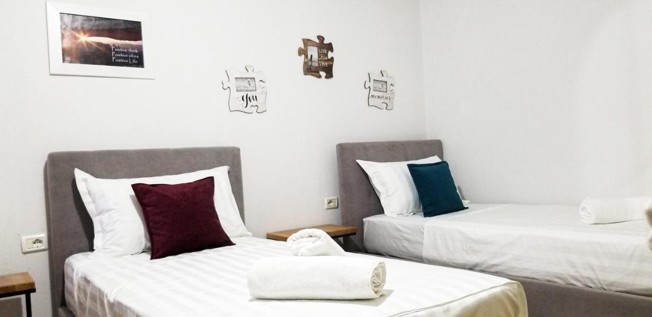Spacious And Cozy Apartment - Ajia Apartment Tirana Kültér fotó
